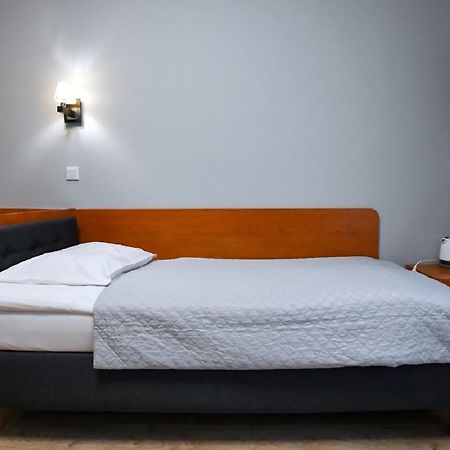Fotex Bed & Breakfast Ząbki Eksteriør bilde