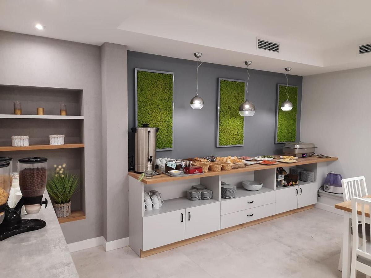 Fotex Bed & Breakfast Ząbki Eksteriør bilde