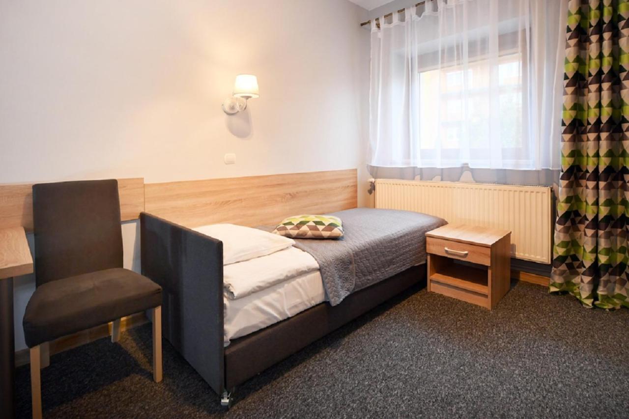 Fotex Bed & Breakfast Ząbki Eksteriør bilde